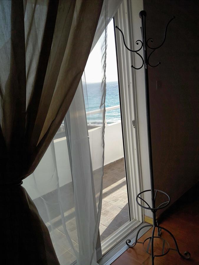 A Unique Seaside View!!! Διαμέρισμα Rhodes City Εξωτερικό φωτογραφία