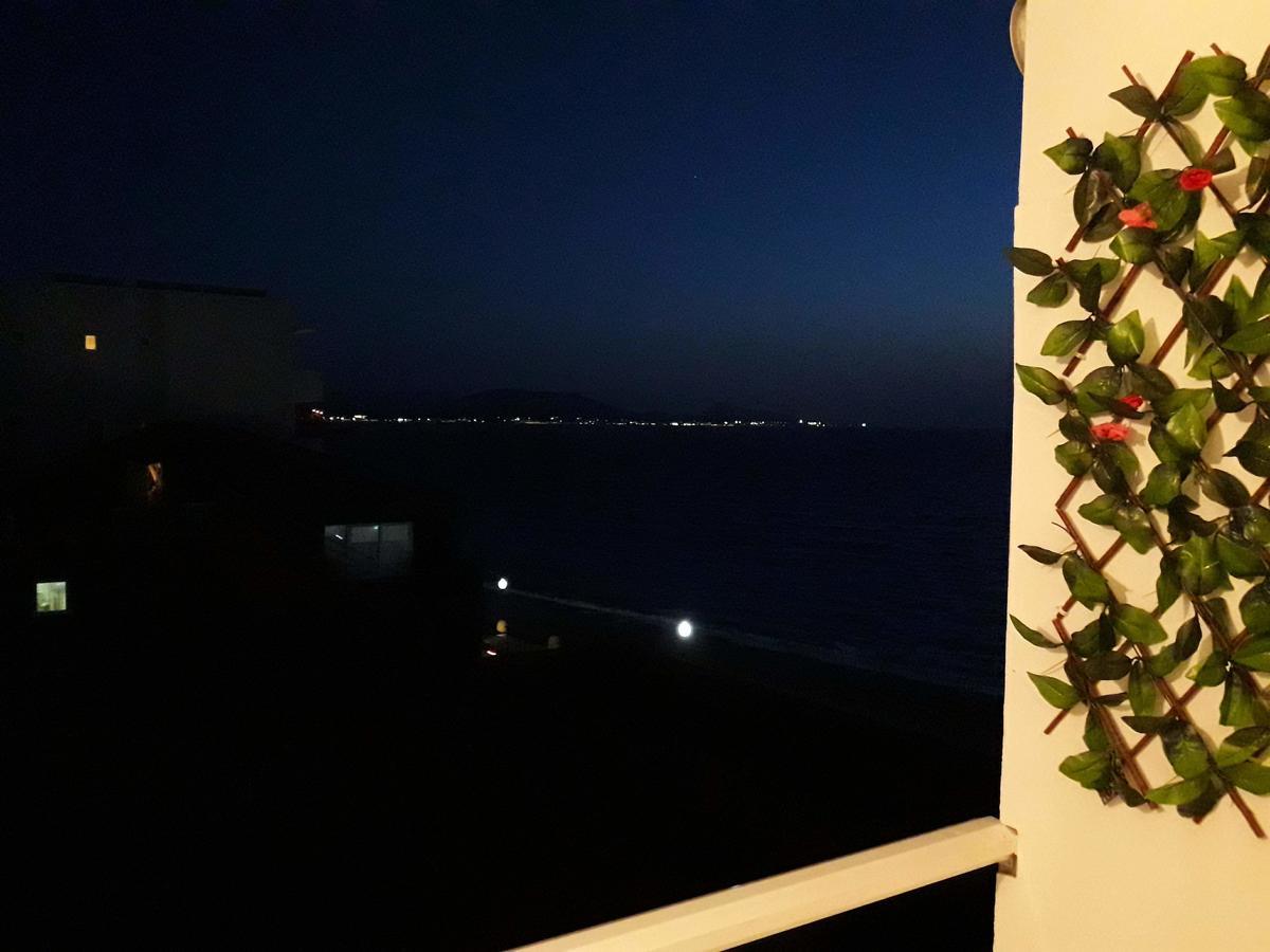 A Unique Seaside View!!! Διαμέρισμα Rhodes City Εξωτερικό φωτογραφία